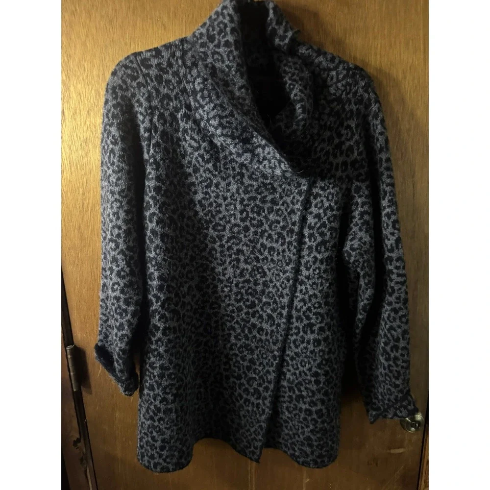 Christian Siriano New York Gray Leopard Print Cowl Neck Cardigan Sweater